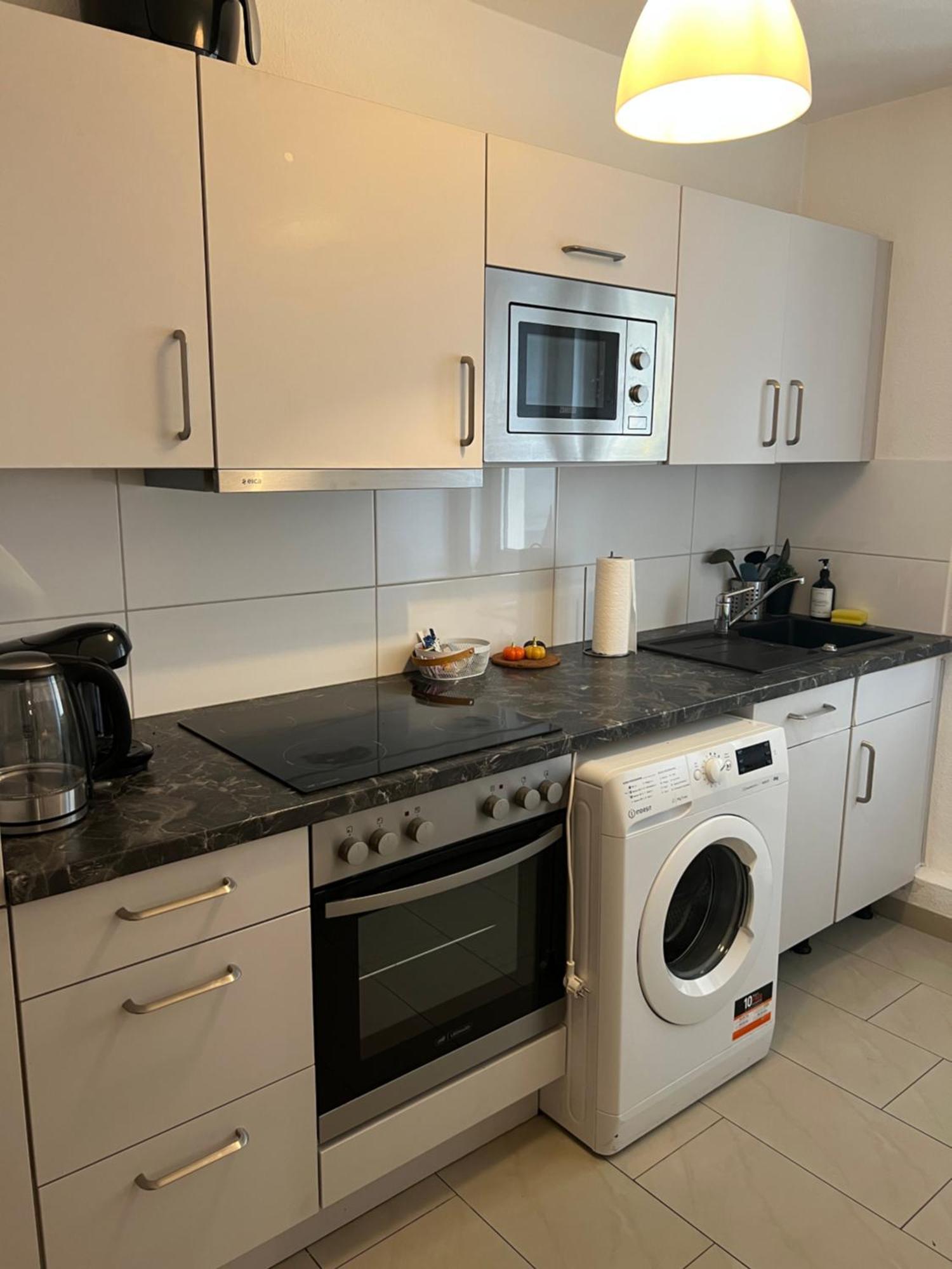 Tmj Apartment 1 Дюссельдорф Екстер'єр фото